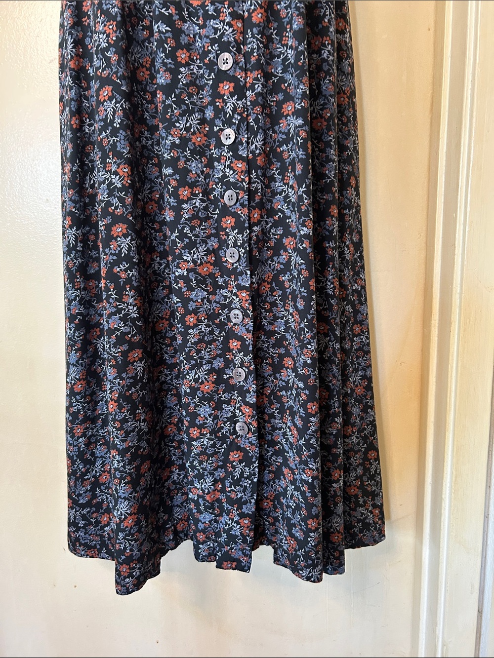 Madewell Black Floral Button-Front Midi Dress with Rust Accents size XS - Picture 5 of 13
